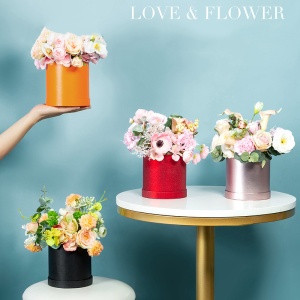 Valentine’s day gift round bow flower box small round bucket hand holding flower arrangement box flower boxes for bouquets