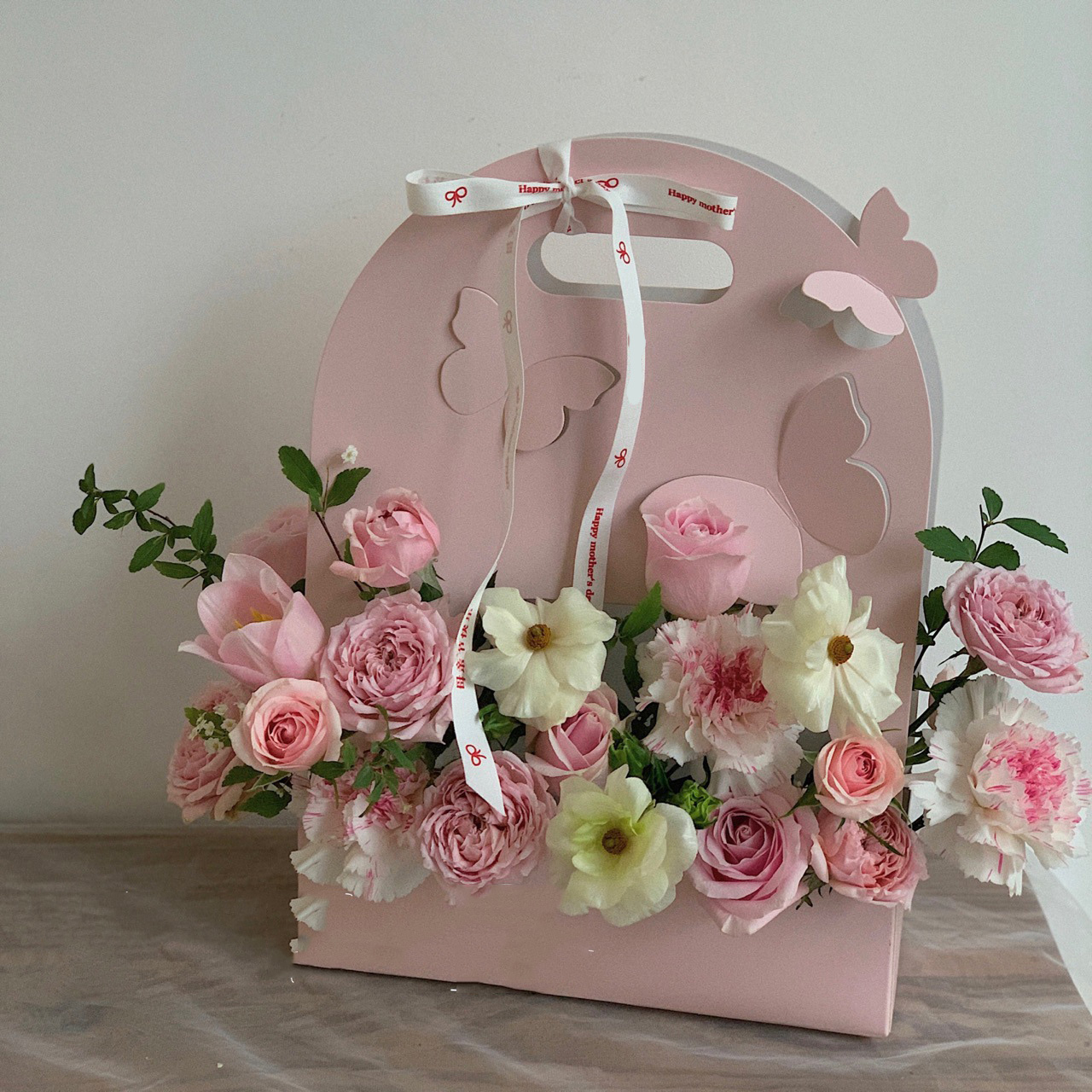 Flower Rose Gift Box Portable Mother's Day Butterfly Flower Bag Floral Packaging Box Paper Bag - Paper Bag - 2